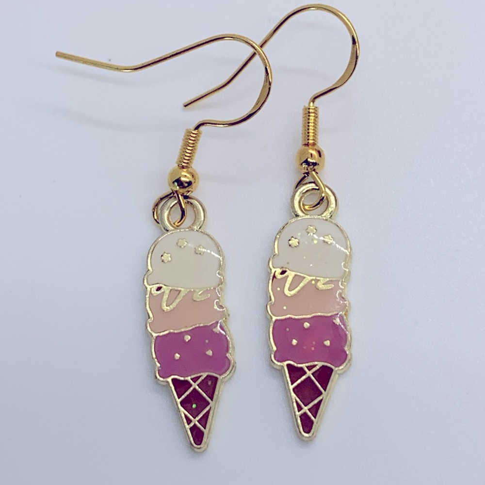 ✨3 for$20✨NWT Earrings✨ ✨Hand Crafted ✨Artisan!✨